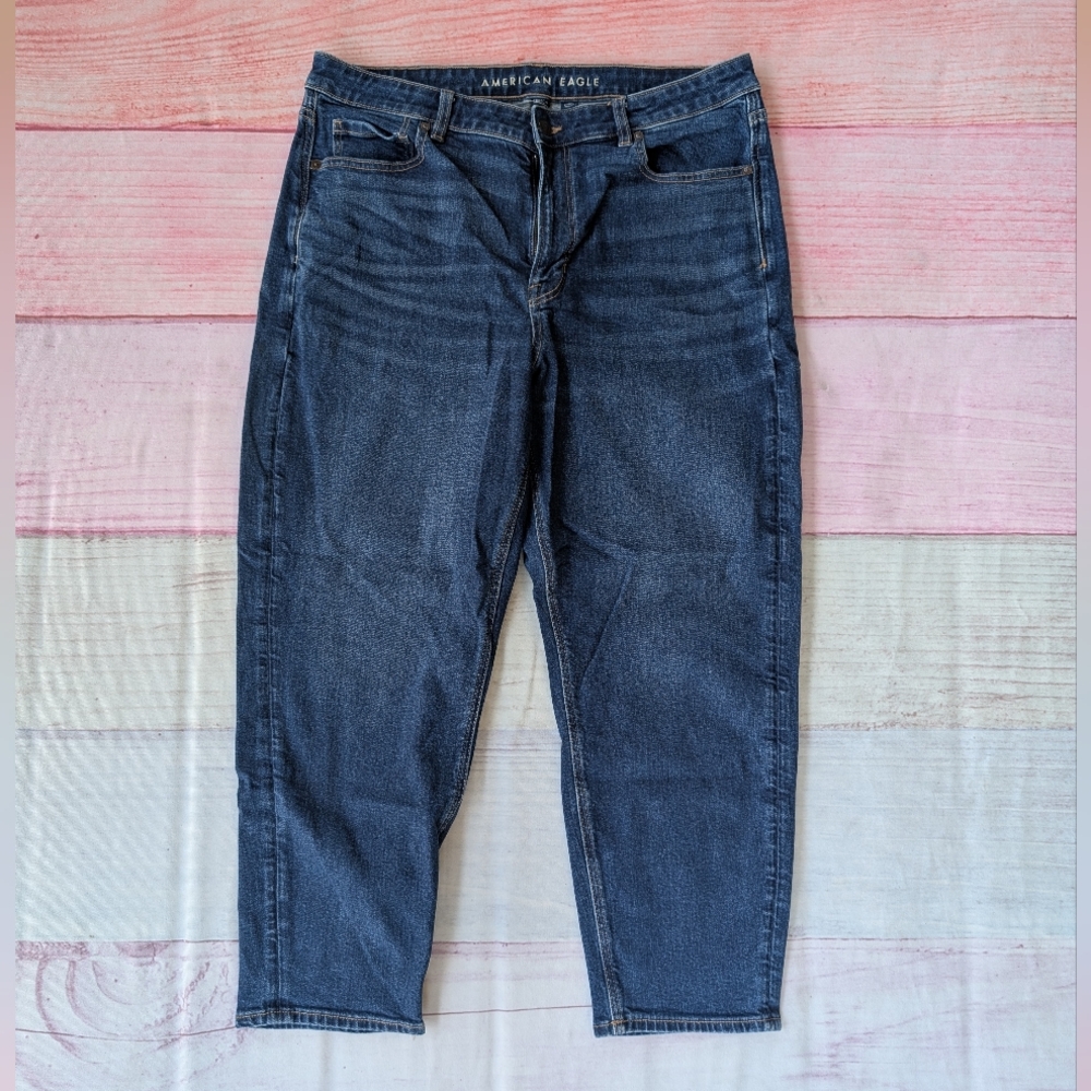 American Eagle Dark Denim Cropped Mom Jeans 16 Short
